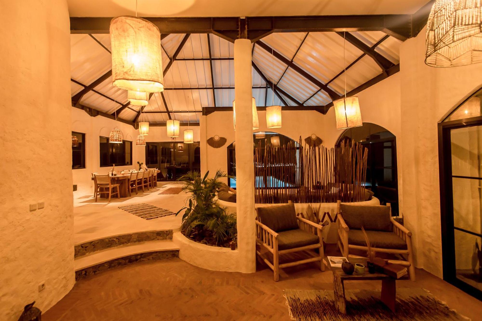 Drop In Surf Lodge Kuta  Esterno foto